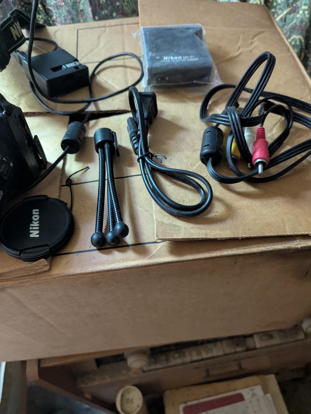 Nikon COOLPIX Digital Camera with 36x Optical Zoom - photo 3