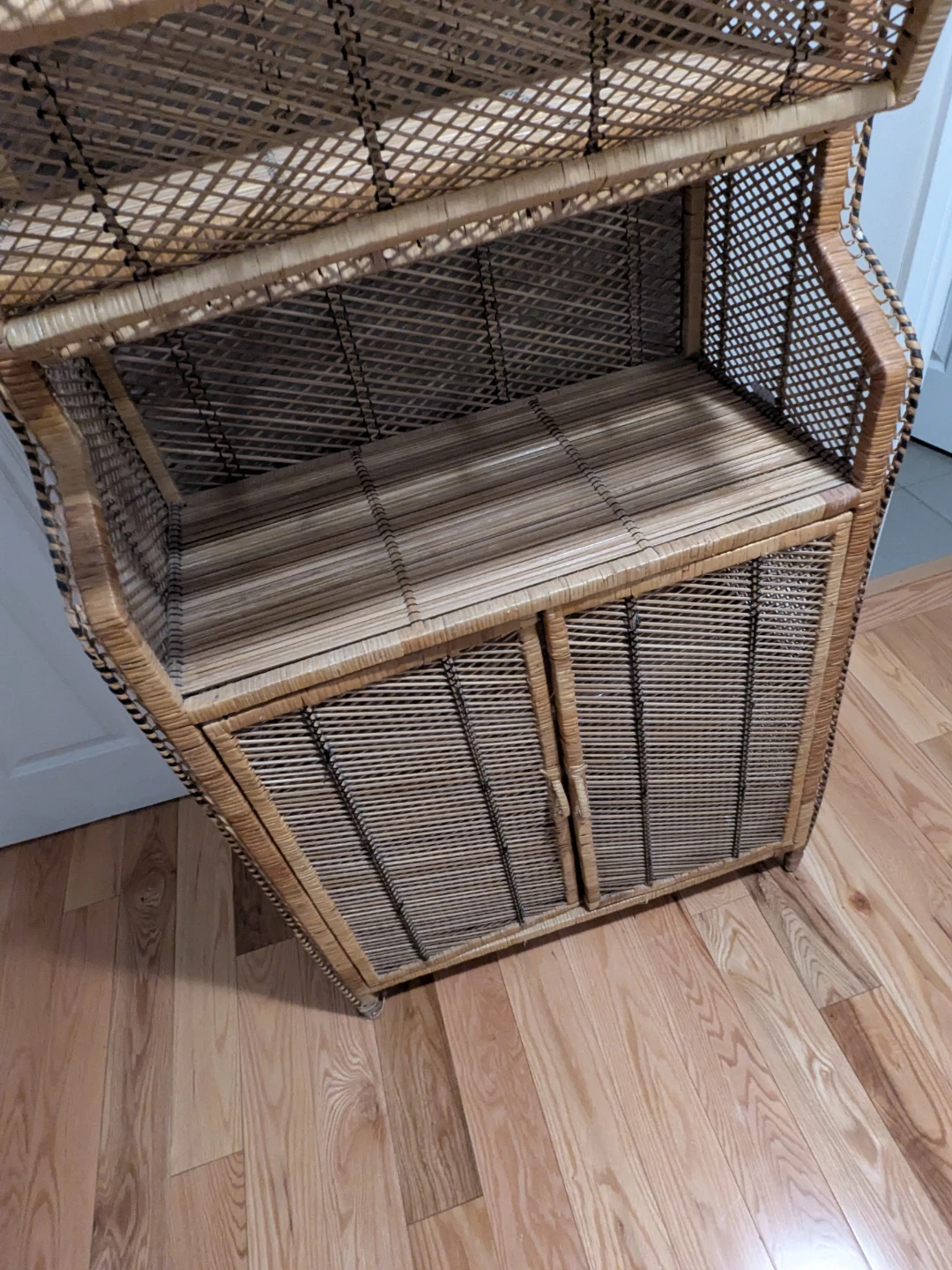 Vintage Rattan Arched Cabinet Shelf — 6ft+ Statement Piece - photo 2