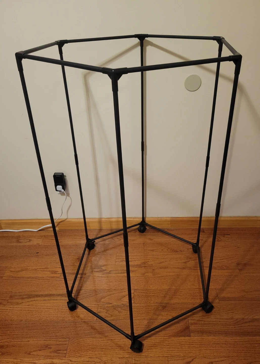 NEW Rotating Clothes Rack - photo 2