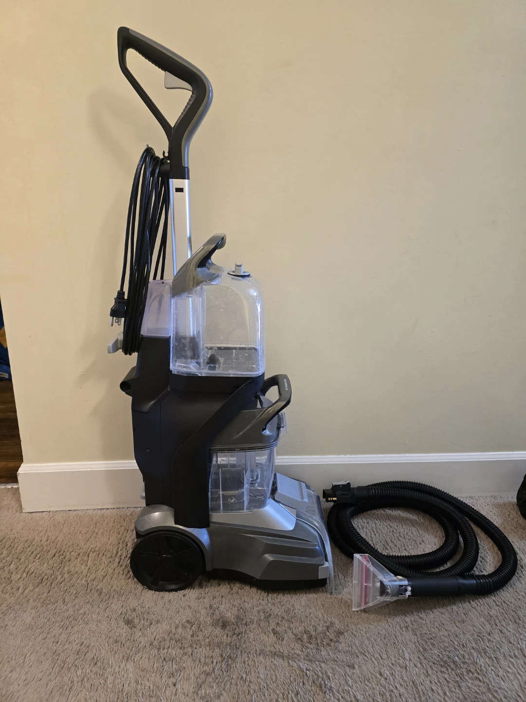 Hoover Powerscrub XL Pet Carpet Cleaner Machine - photo 3