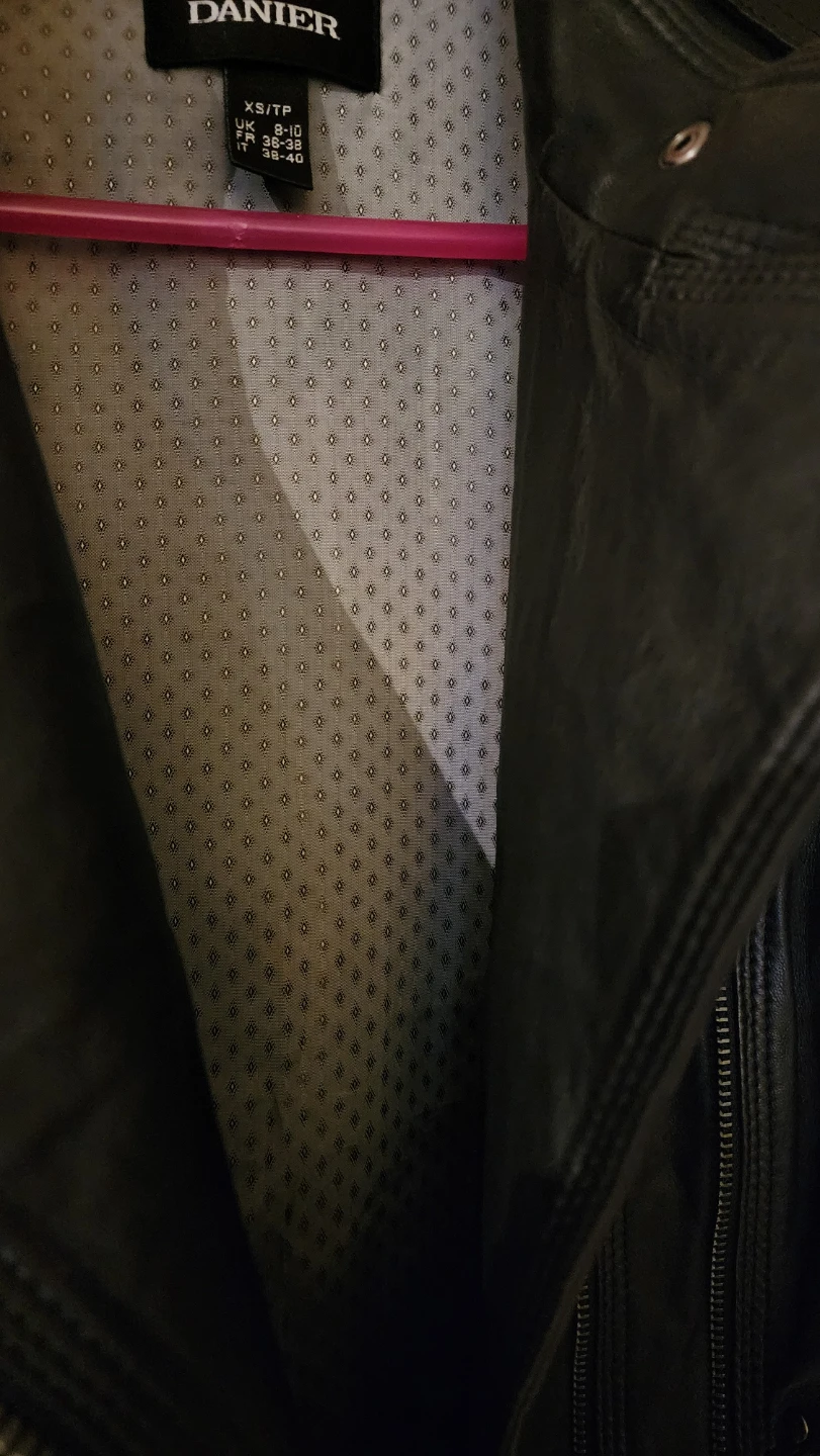 Danier Leather Jacket - photo 3