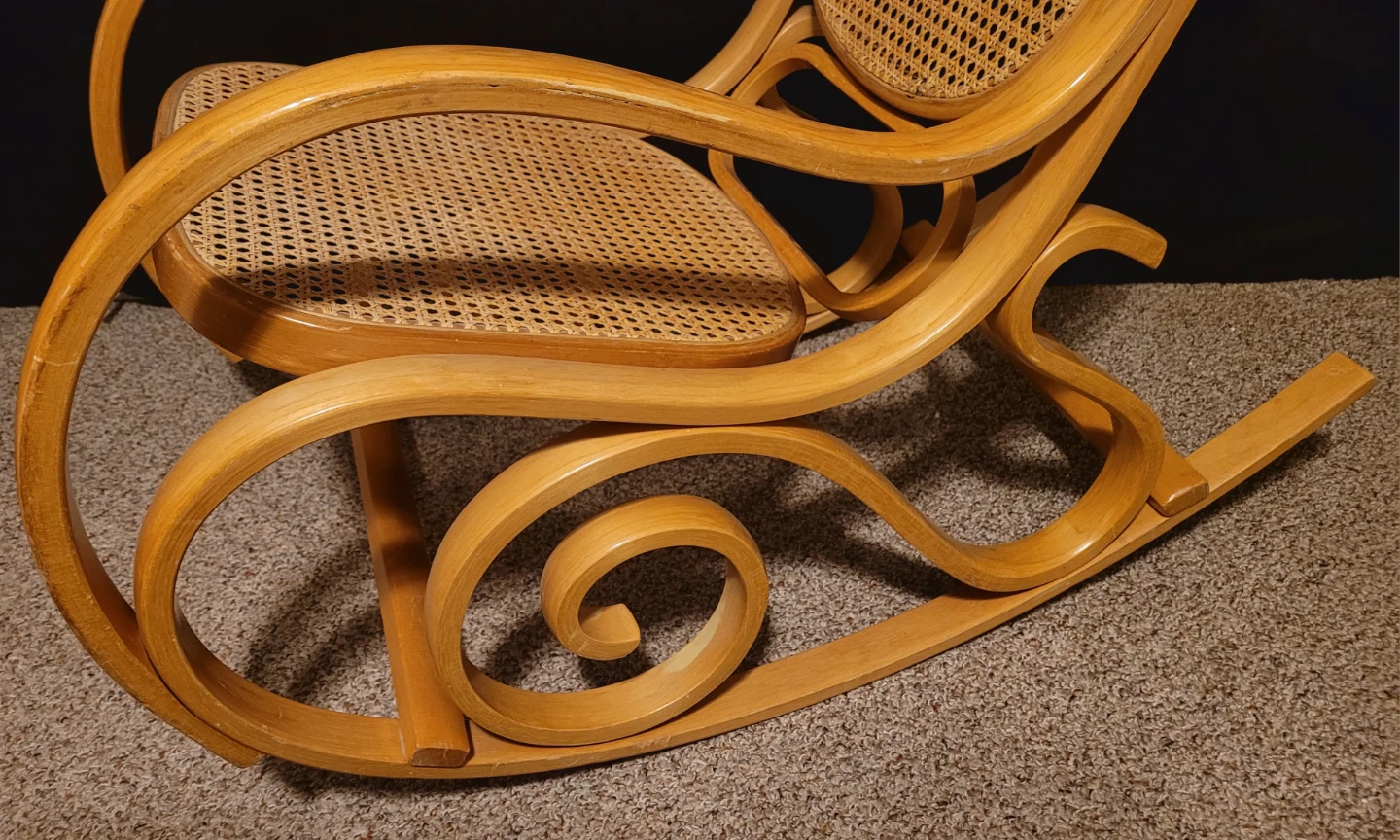 Bentwood Rocking Chair - photo 2