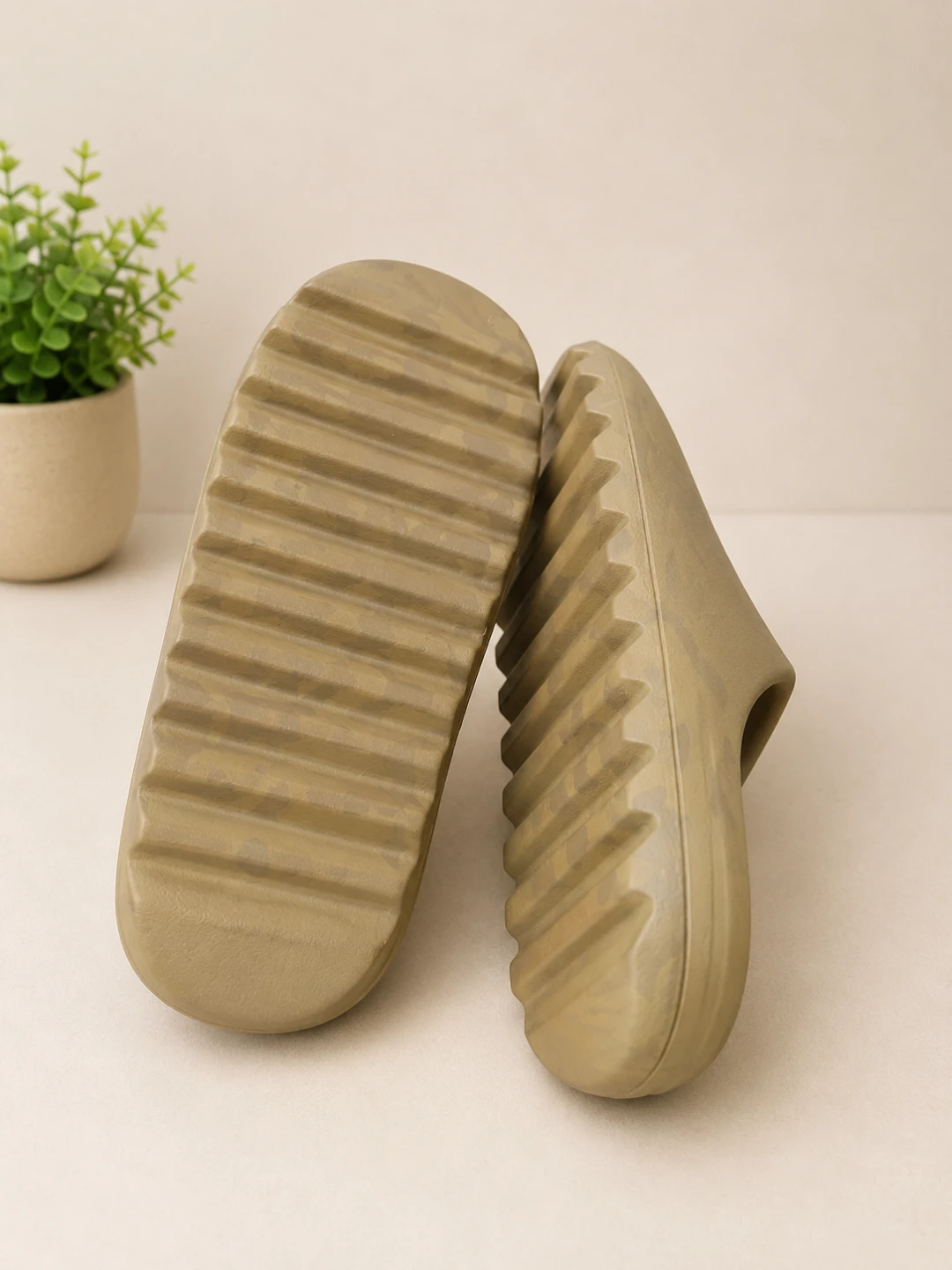 Adidas Yeezy Slide Khaki - photo 4