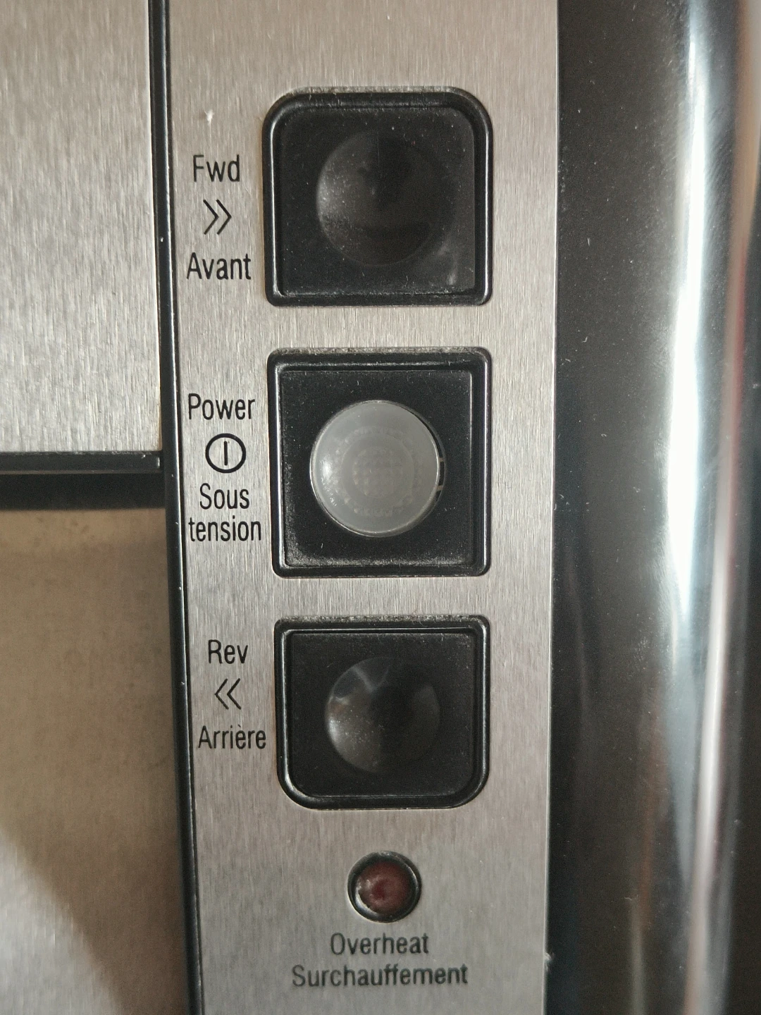Staples Mailmate M3 Paper Shredder - photo 3