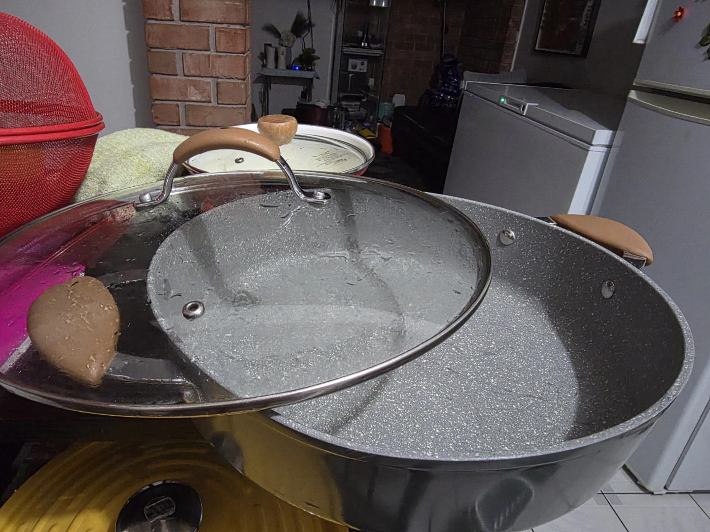 MasterClass Non-Stick Frying Pan with Lid