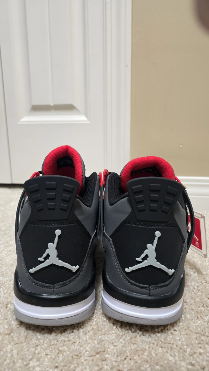 Jordan 4 Retro - photo 5