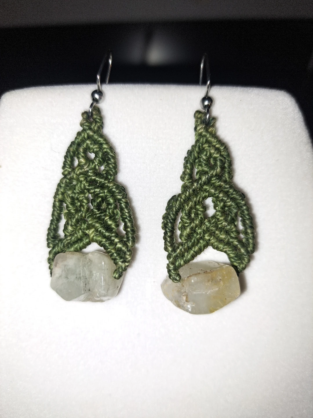 Jade stone earrings - micro macrame bohemian style - photo 3