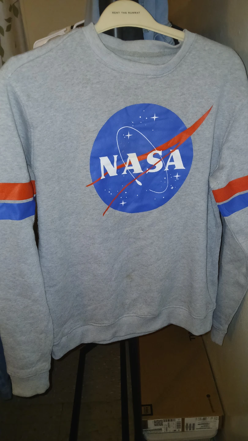Men's nasa Sweater shirt size L