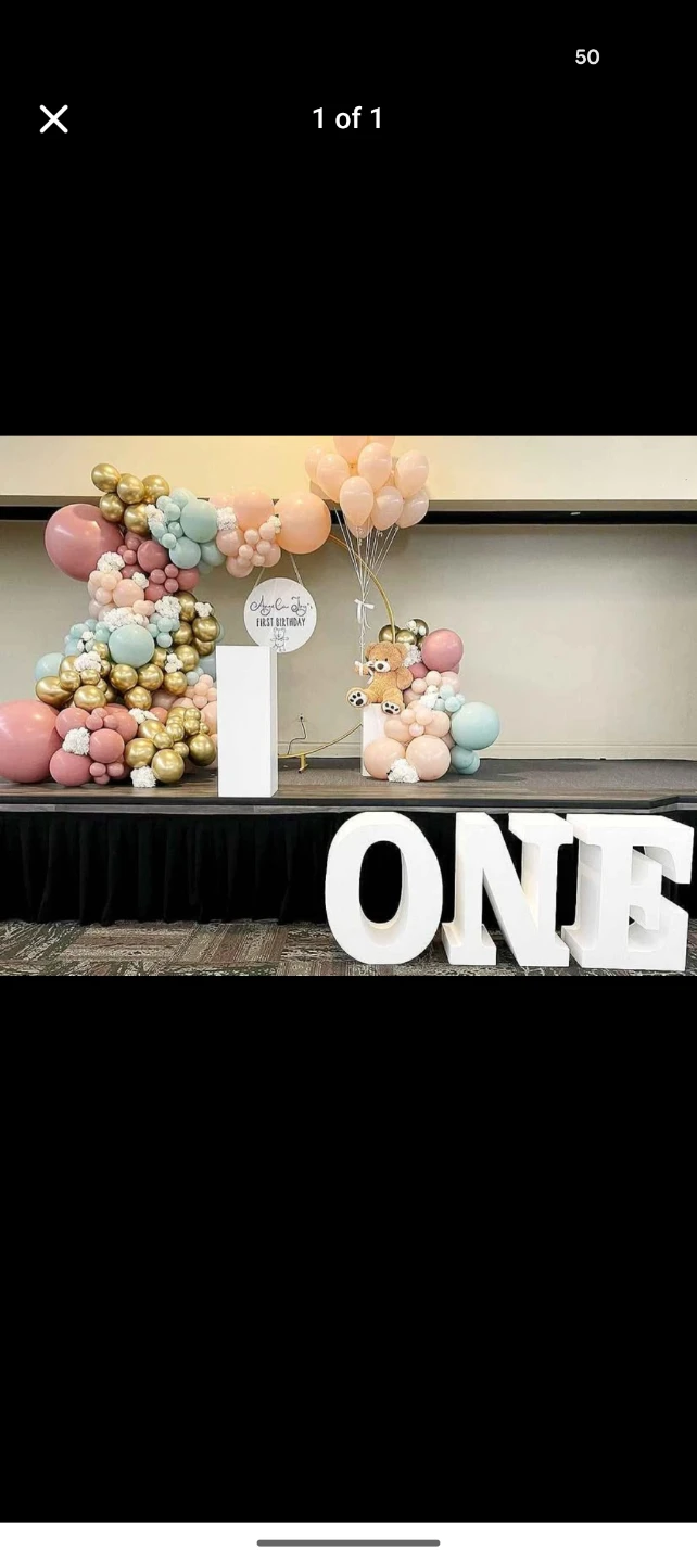 'ONE' foam dessert table