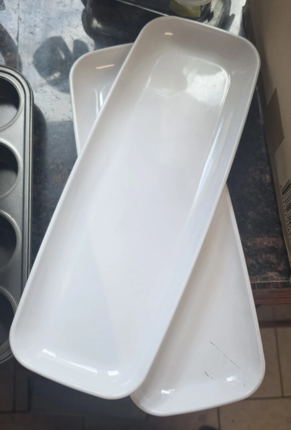 Set of 2 White Rectangular Serving Platters