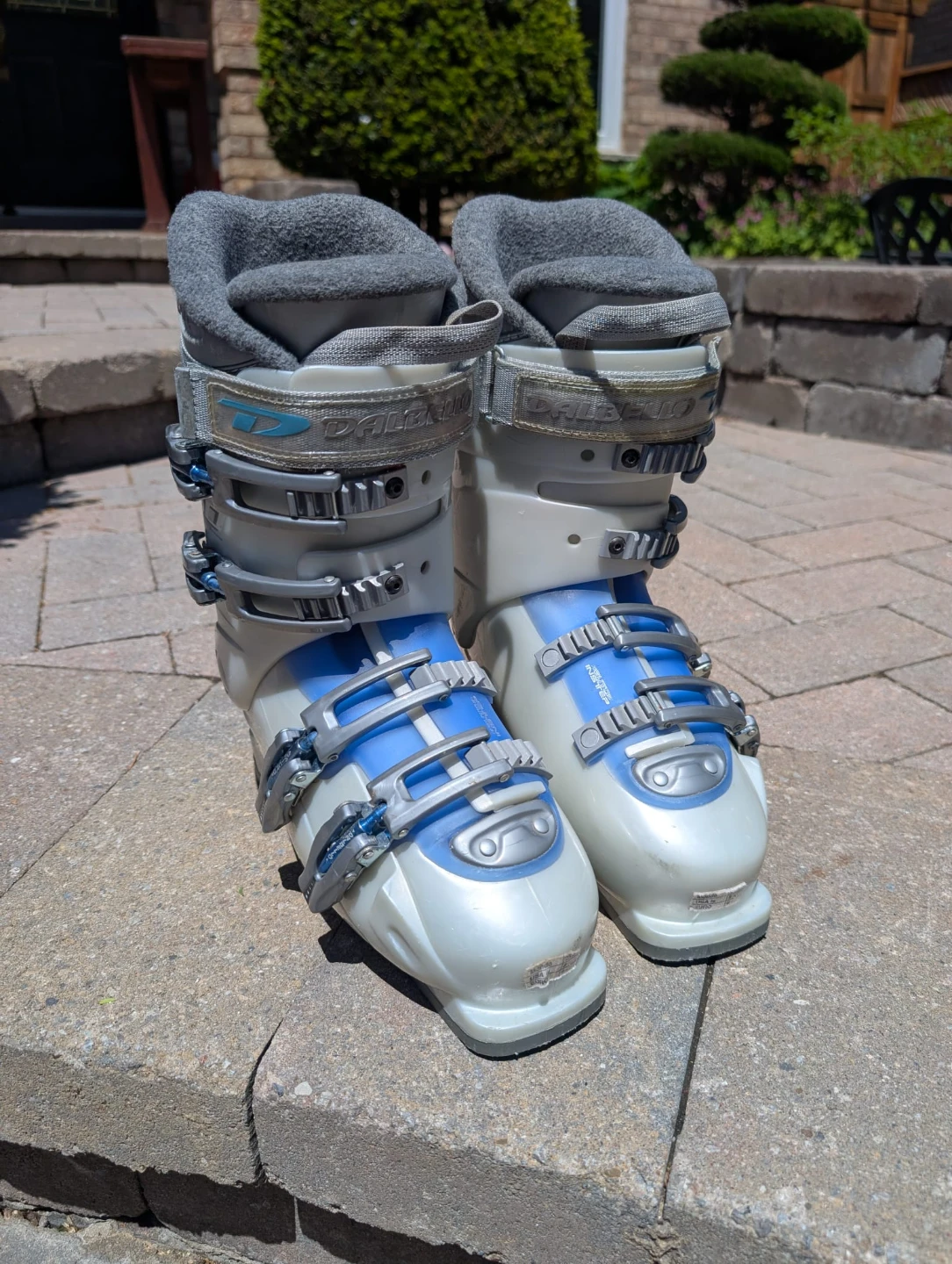 DALBELLO Ski Boots - size 25.5 - photo 2