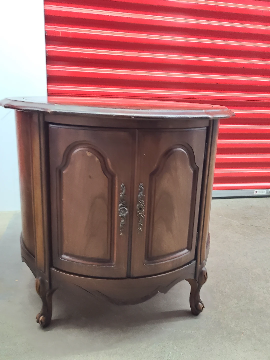 🇨🇦  Vintage Wooden End Tables - Set of 2