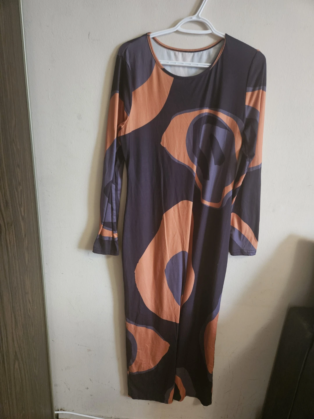 Long Sleeve Abstract Print Dress - photo 2