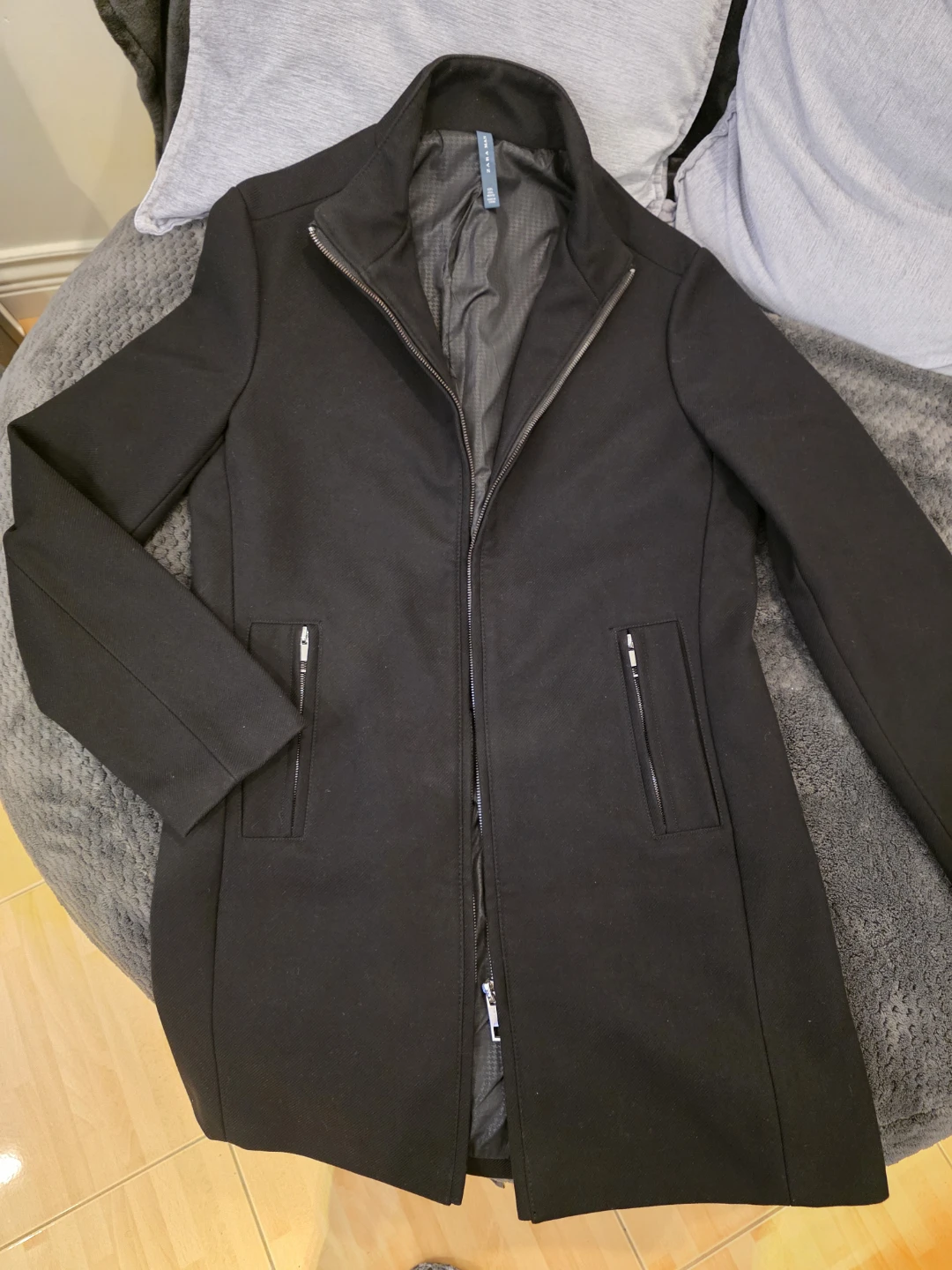 ZARA MAN Black Coat