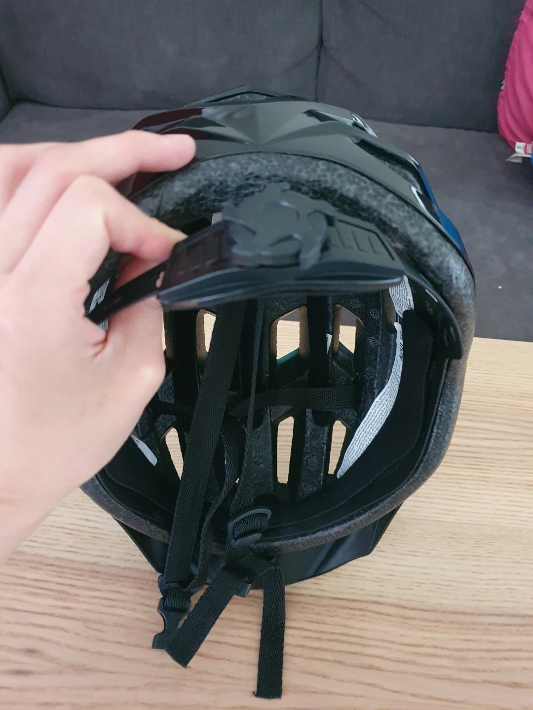 Helmet - photo 2