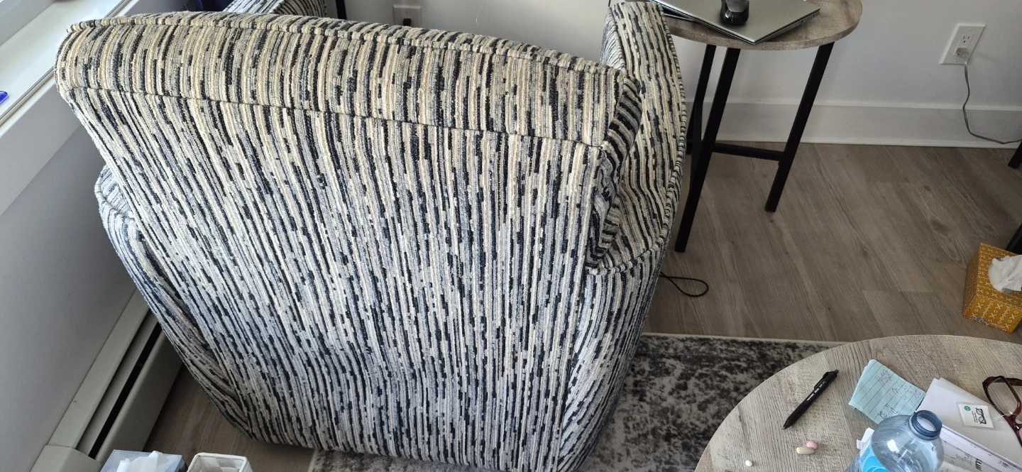 Swivel rocker