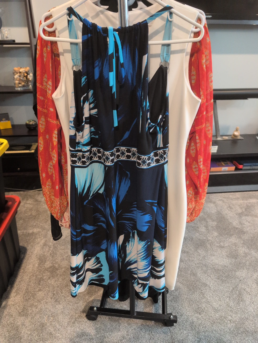 White House Black Market Floral Dress - photo 3