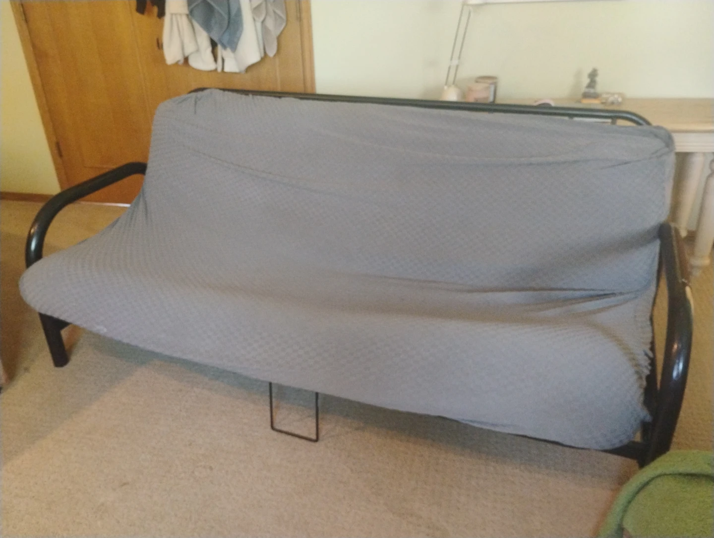 Black metal futon + mattress and 2 covers