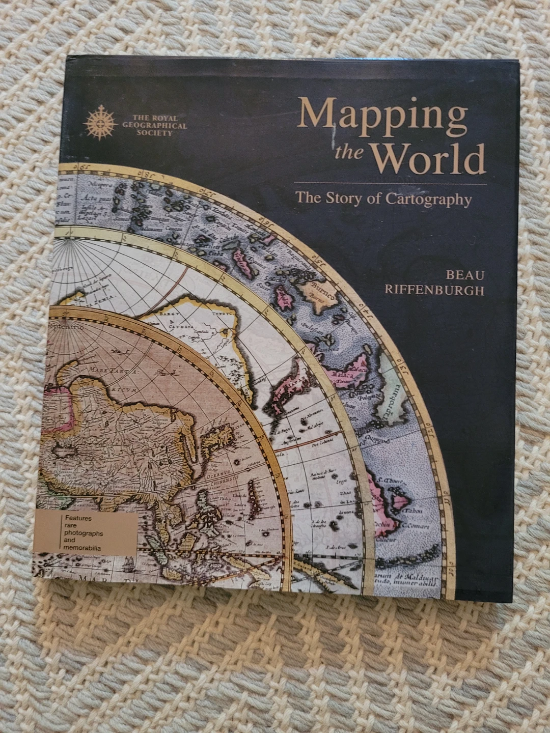 Mapping the World: The Story of Cartography by Beau Riffenburg