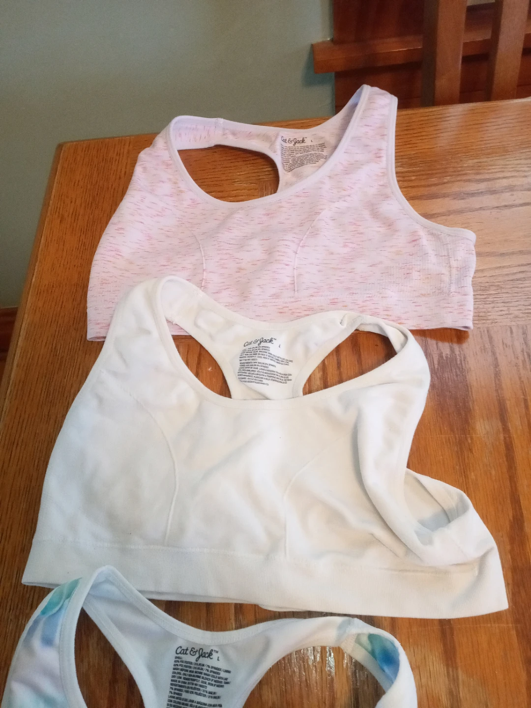 Cat & Jack Girls Sports Bras - Lot of 4 - photo 3