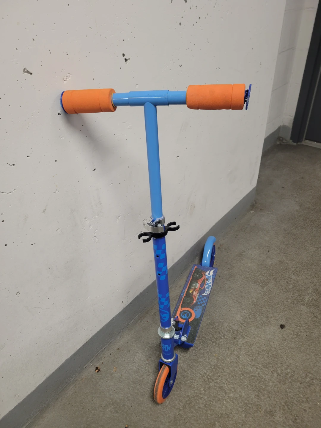 Hot Wheels Kids Scooter - photo 4