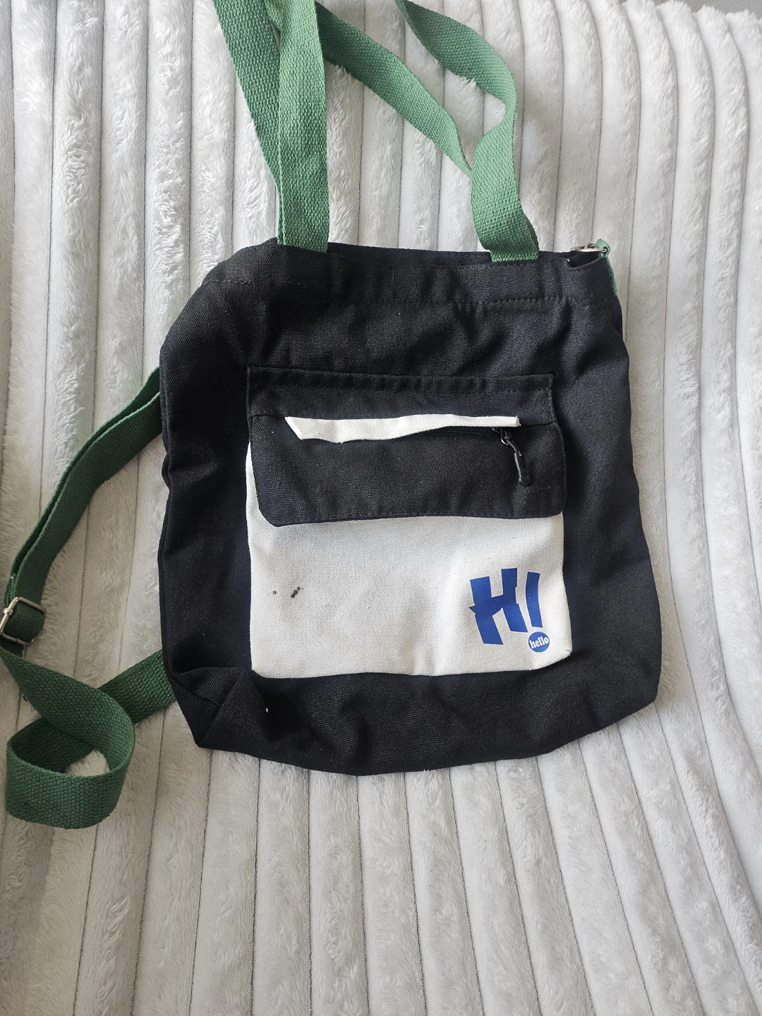 Bunch of bags for sale - photo 4