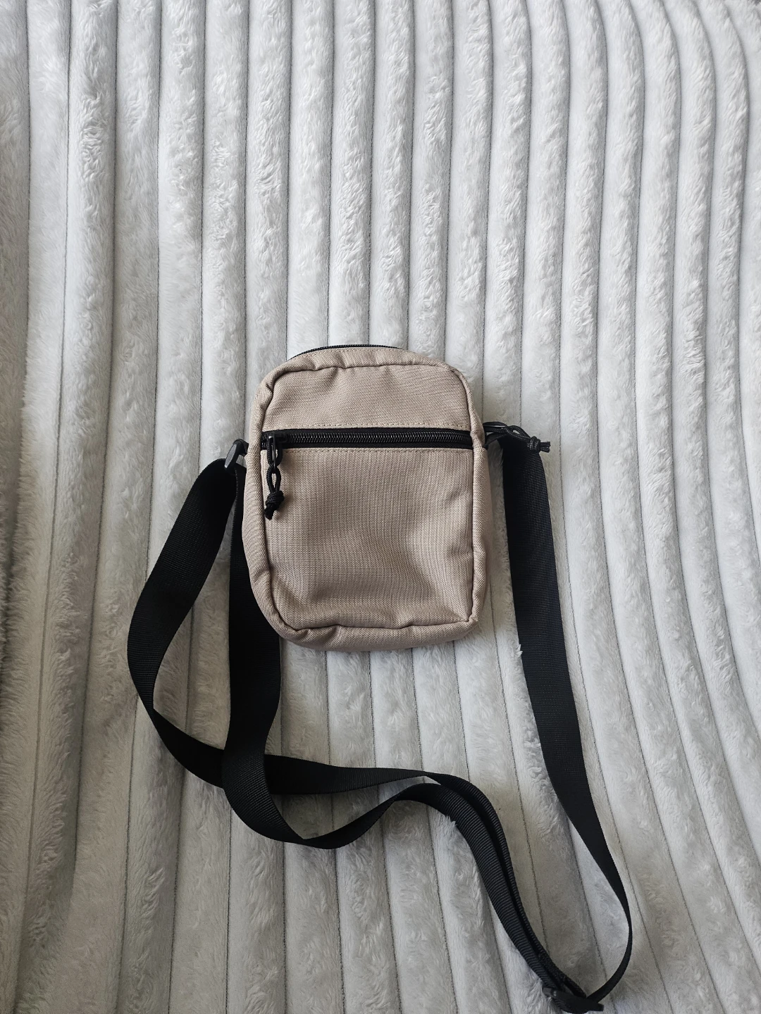 Bunch of bags for sale - photo 5