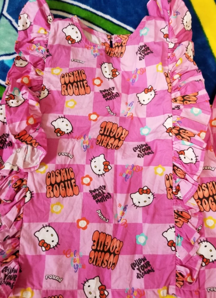 Pink Hello Kitty Pyjamas set 4-5 ⚽️