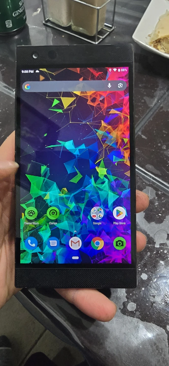 Razer Phone 2 - photo 2