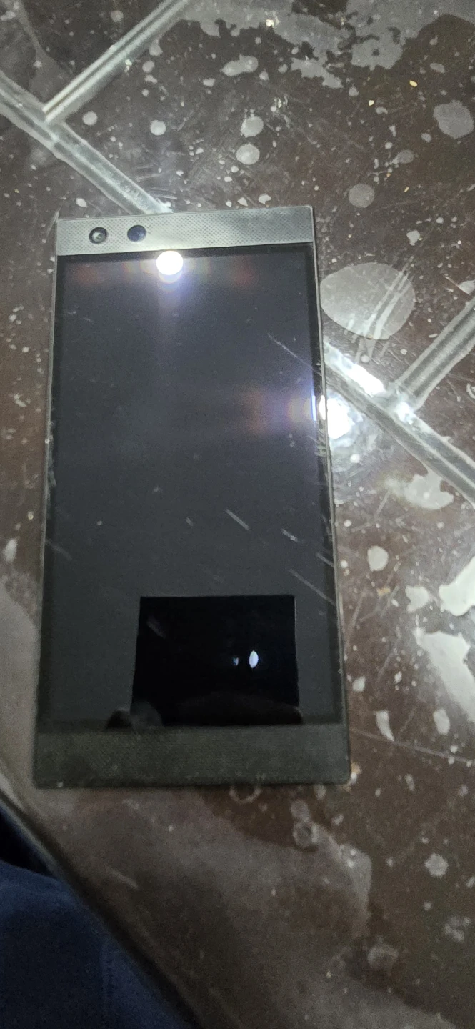 Razer Phone 2 - photo 4