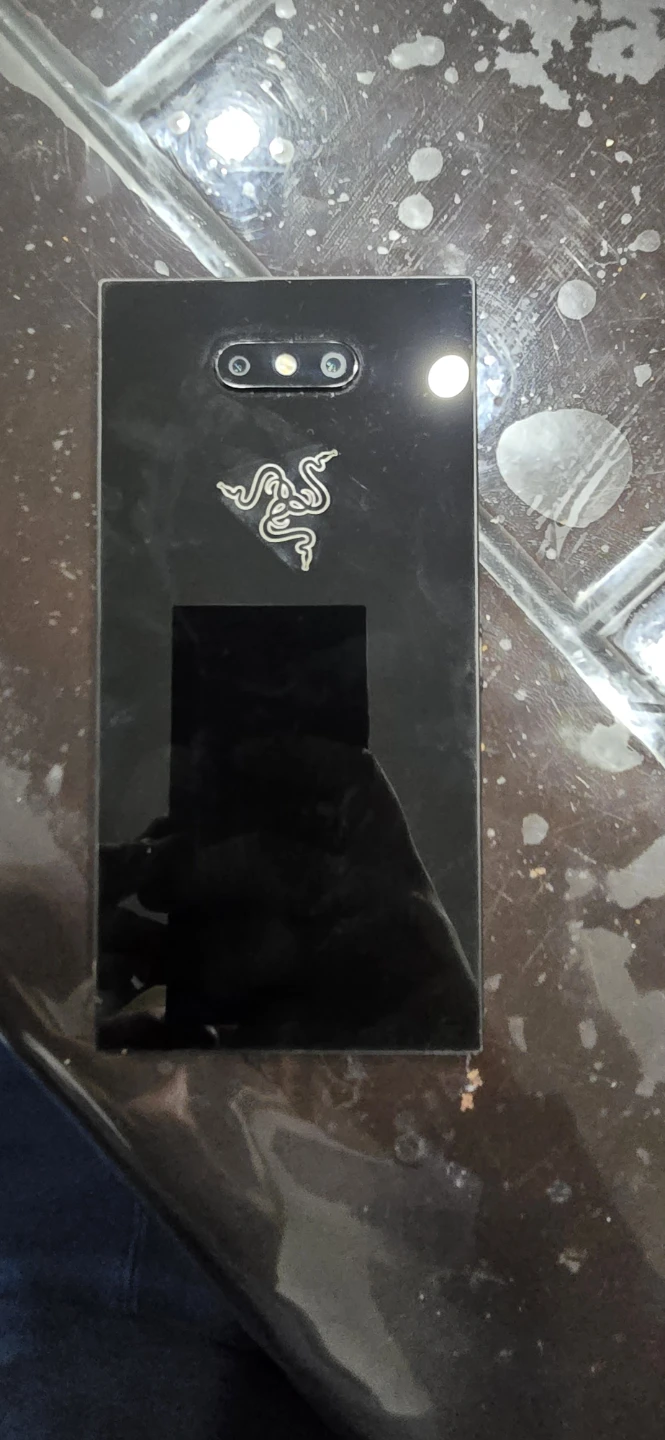 Razer Phone 2 - photo 5