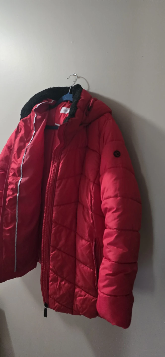 Calvin Klein Red Puffer Jacket - photo 2