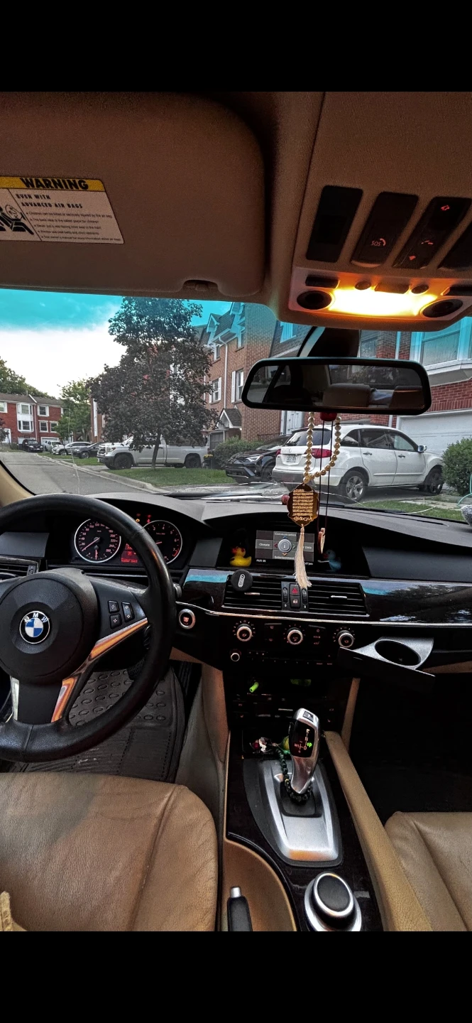 BMW 535xi - photo 2