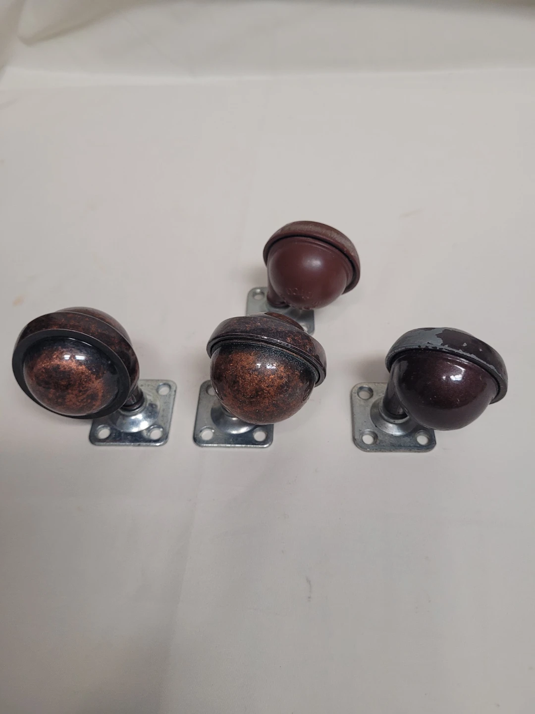 Set of 4 Ball Casters for Furniture