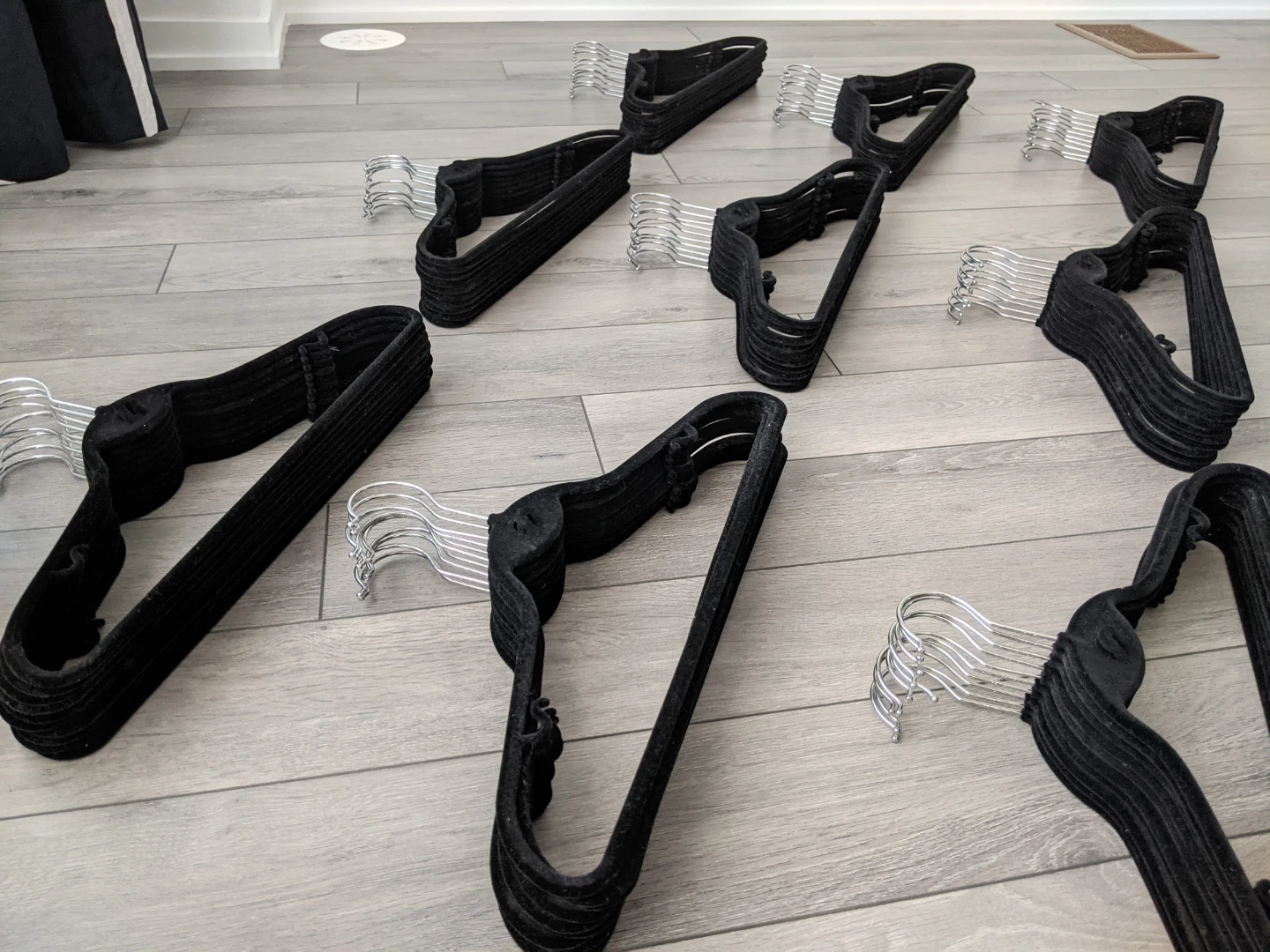 Velvet Clothes Hangers Bundle - photo 4