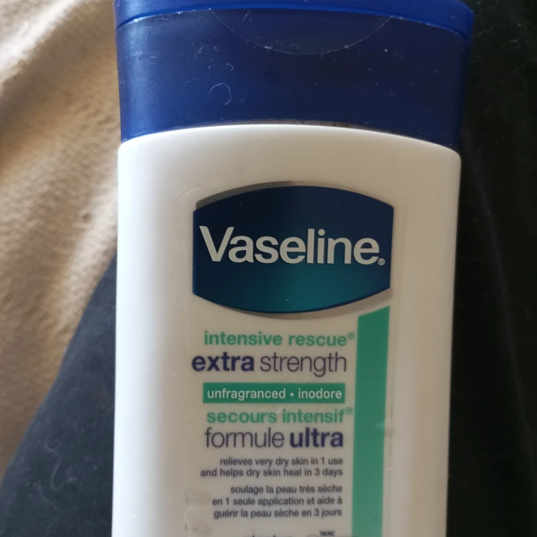 Vaseline Intensive Rescue Extra Strength Lotion - photo 2
