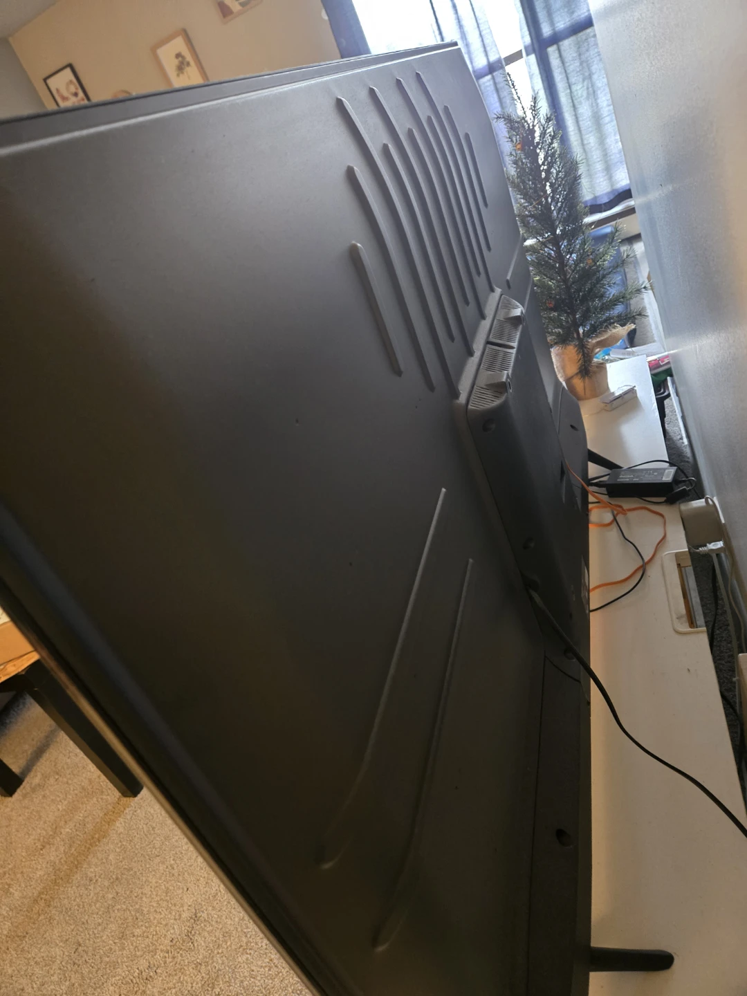 Roku 65" Smart TV - photo 2