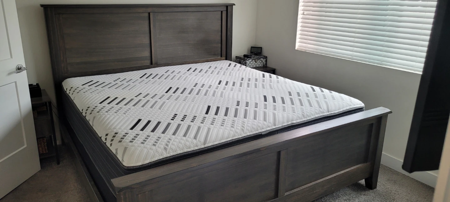 King size Frame and Matress
