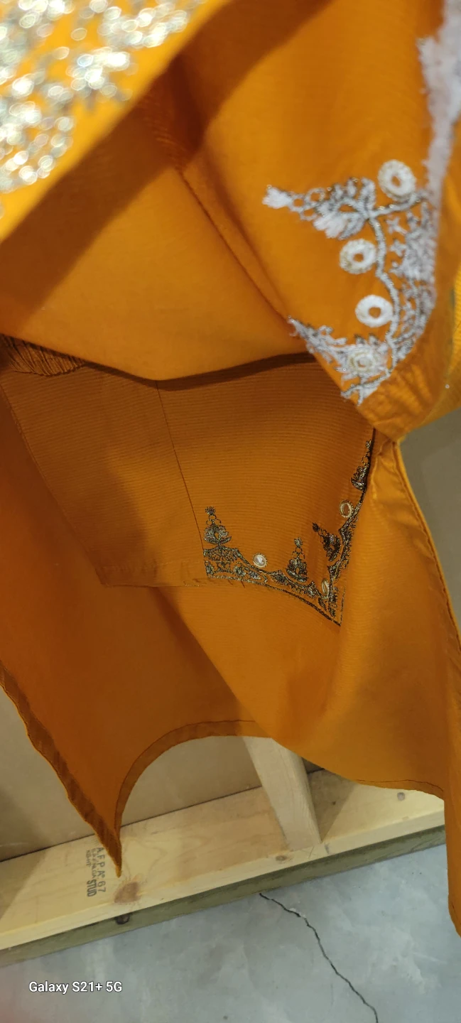 Yellow Embroidered Kurti - photo 2