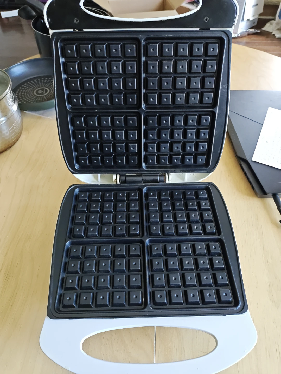 Toastmaster Belgian Waffle Baker - photo 2