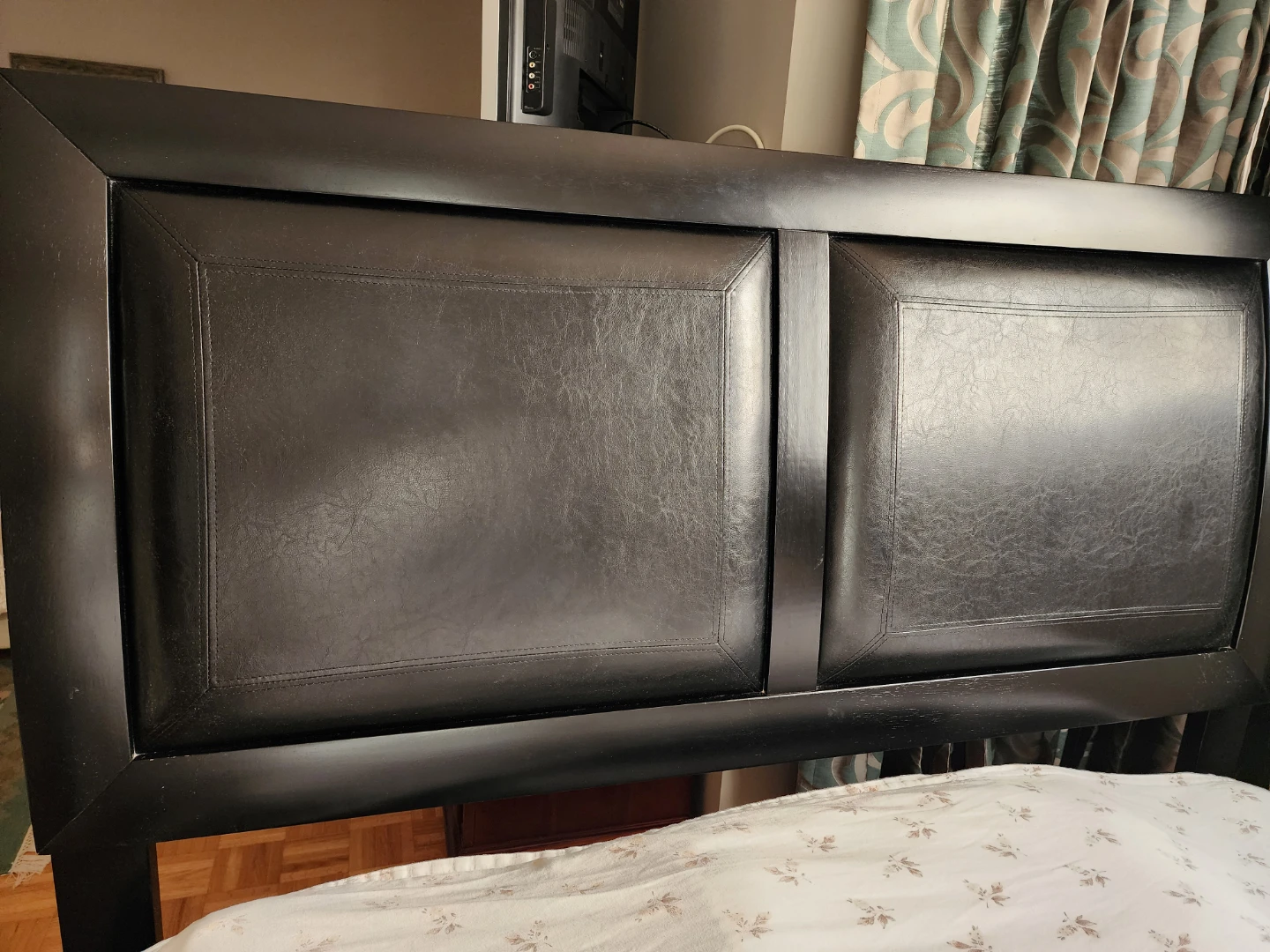 Dark Faux Leather Headboard - photo 4