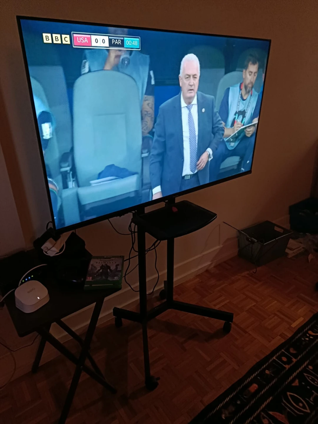 Sharp Roku 50 Inch TV & Wheelable TV Stand