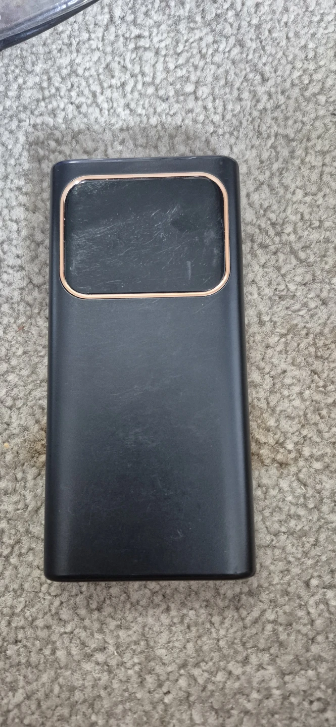 PORTABLE CHARGER