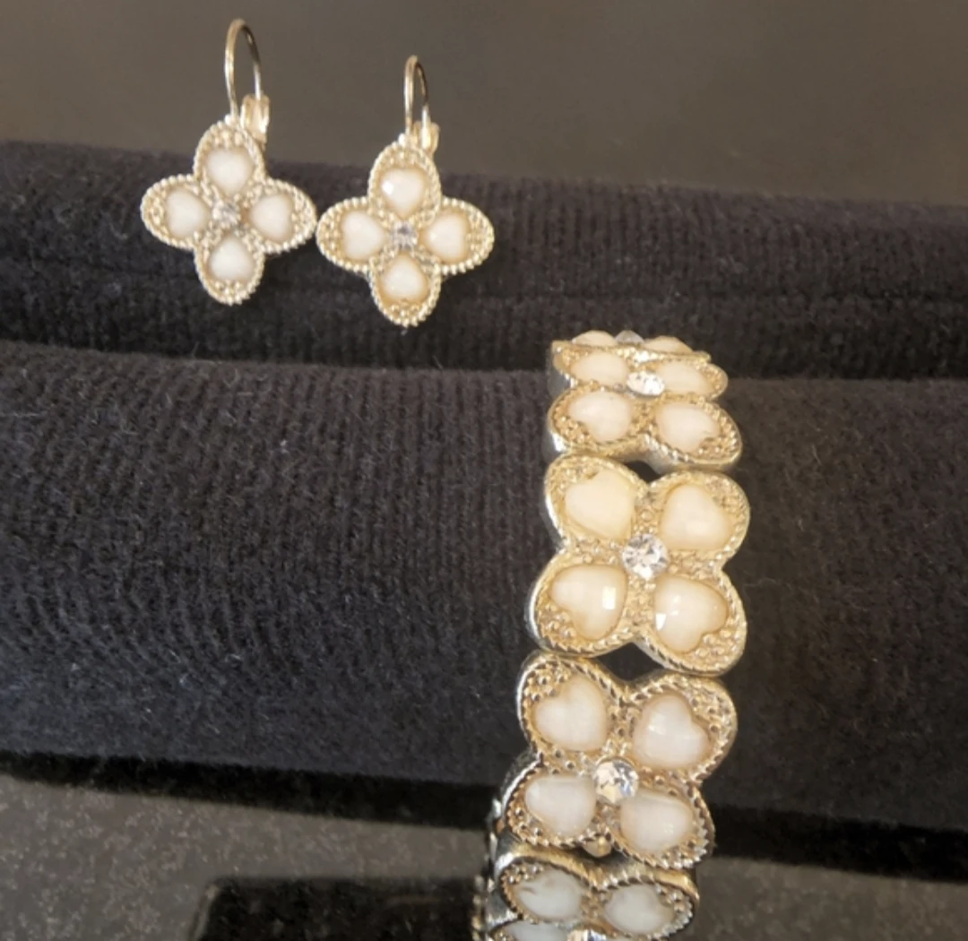 Gold-tone and White Bracelet and Earring Set - photo 3