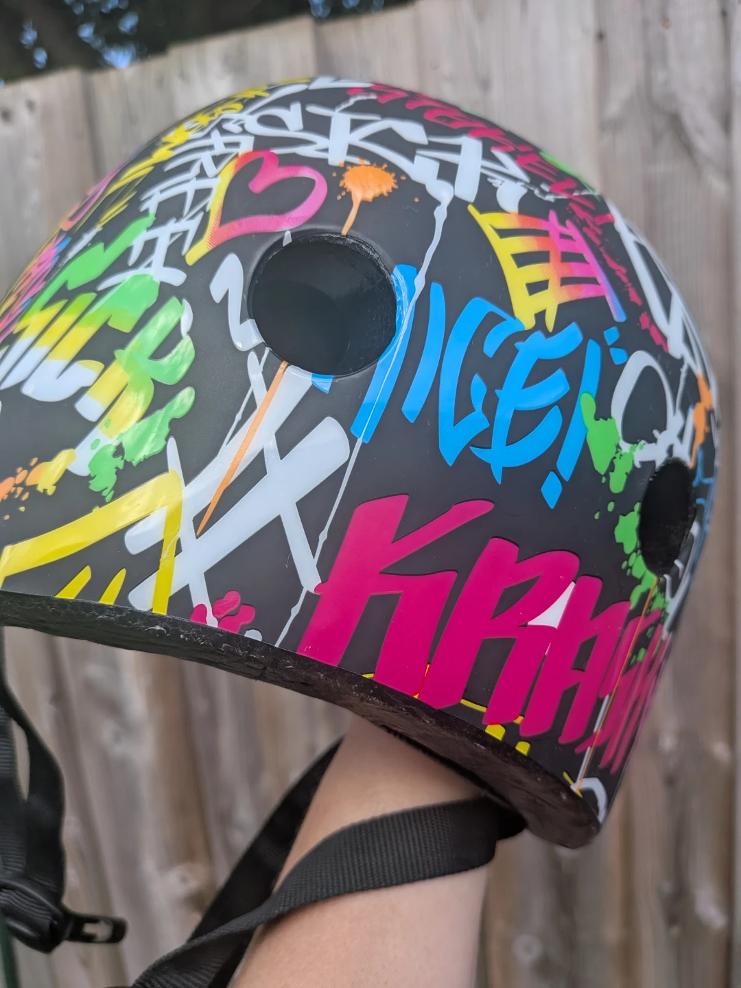Graffiti Style Helmet - photo 5