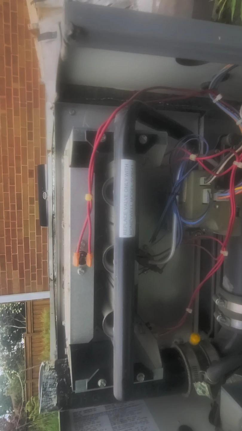 Gama Indoor Forced Air Natural Gas Furnace - photo 4