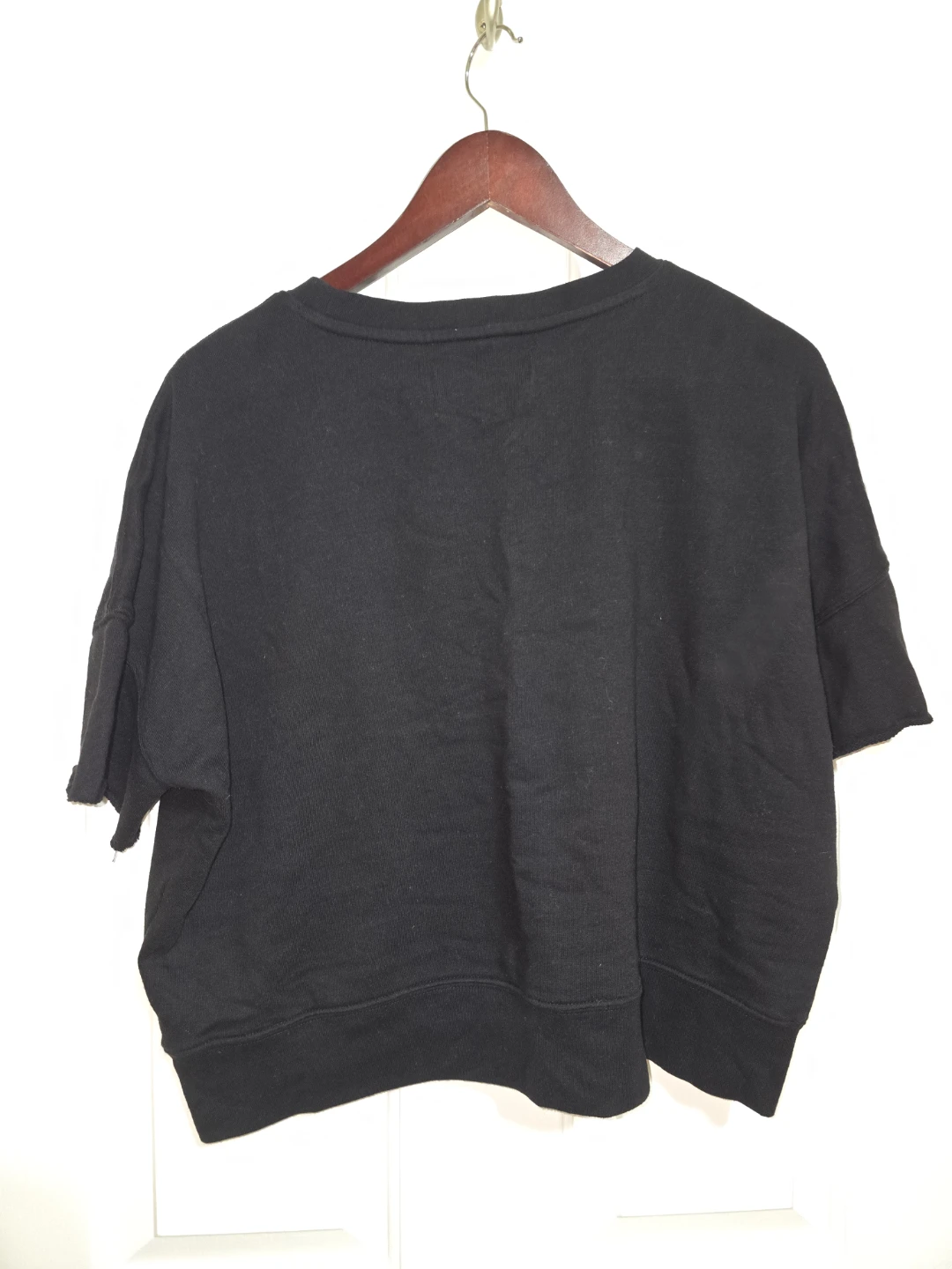 Calvin Klein Jeans Black Cropped Sweatshirt - photo 2