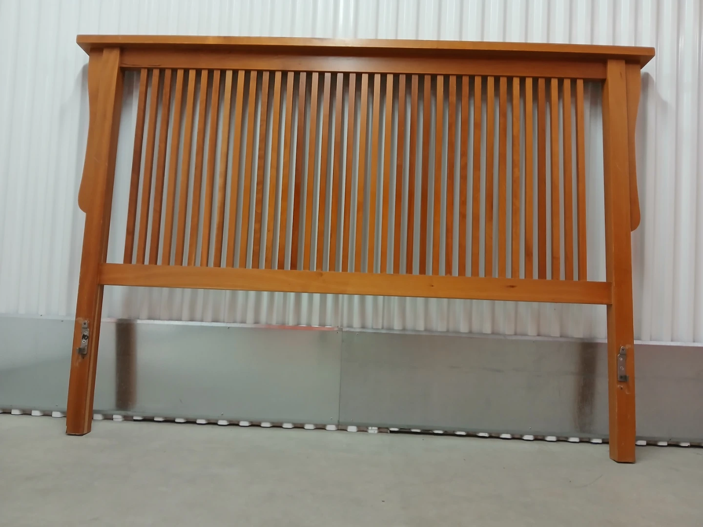 Wooden Headboard queen size - photo 4