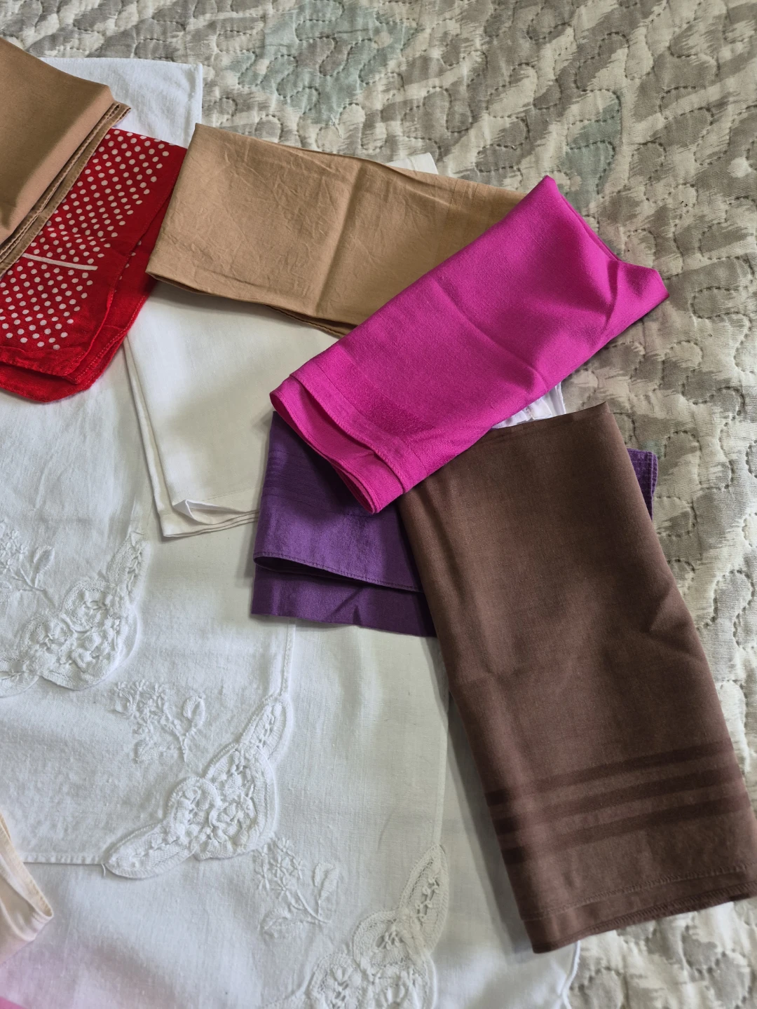 Mix Misc Lot of 15 Vintage Linens, Cottons, Doilies.. - photo 5
