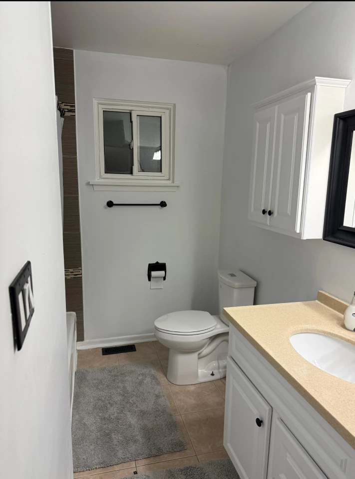 1 furnished bedroom for rent - photo 3